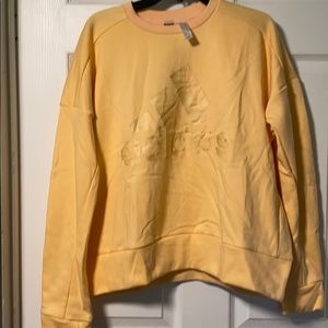 Adidas women’s glam logo peach sweatshirt. Size M